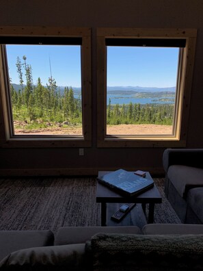 Interior - Cozy new mountain guesthouse with epic view of Georgetown Lake and Pintler Range (Anaconda)