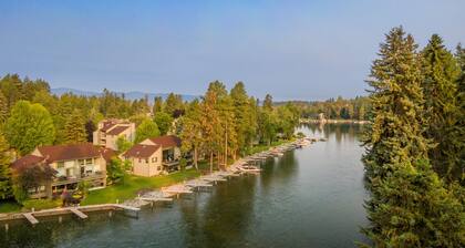 Shared Boat Dock, Waterfront Property, New build 2023