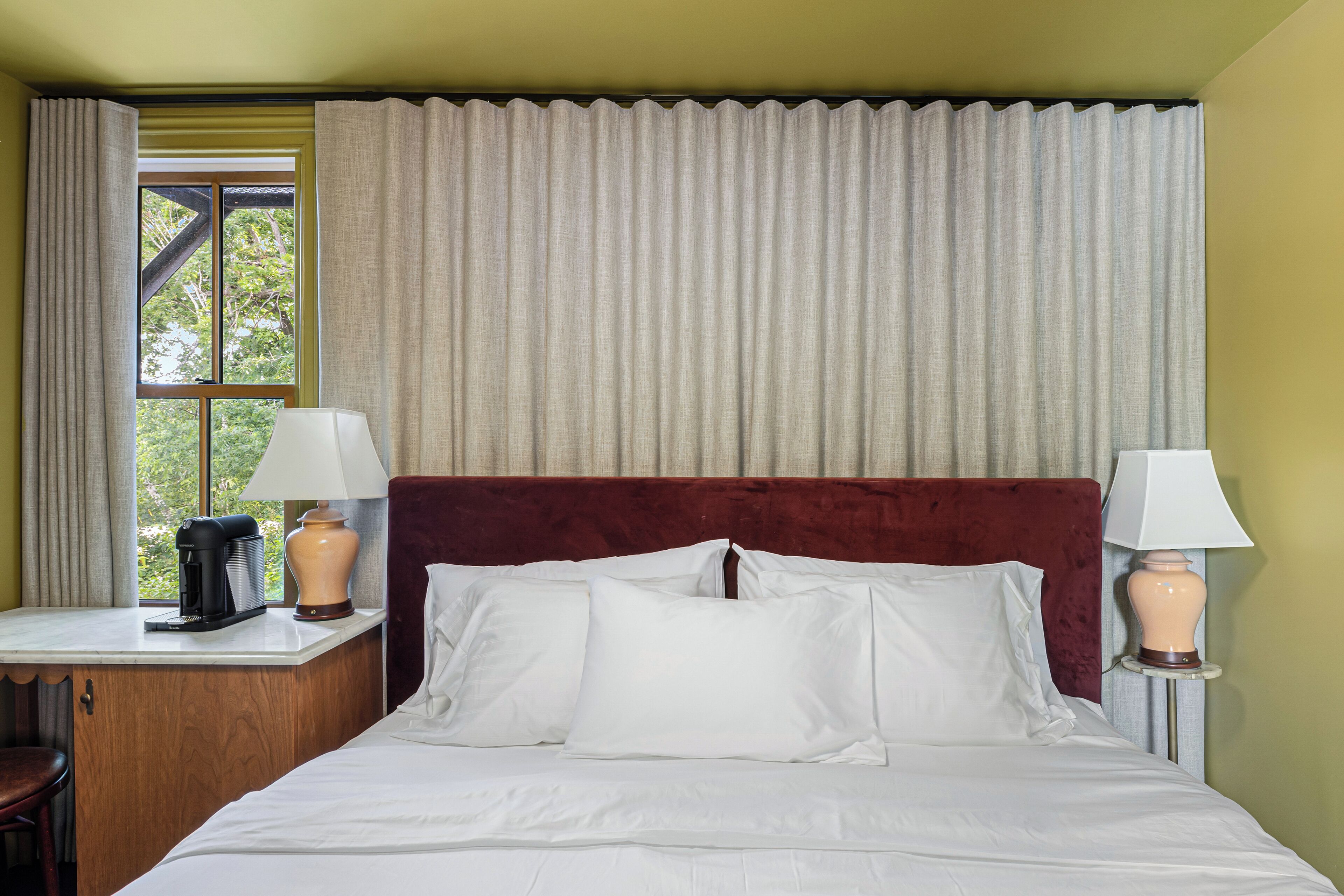 Phòng | Trang trí khác biệt, trang bị nội thất với thiết kế riêng biệt, bàn 