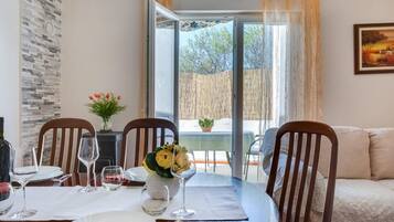 Apartment, Smoking | 2 bedrooms