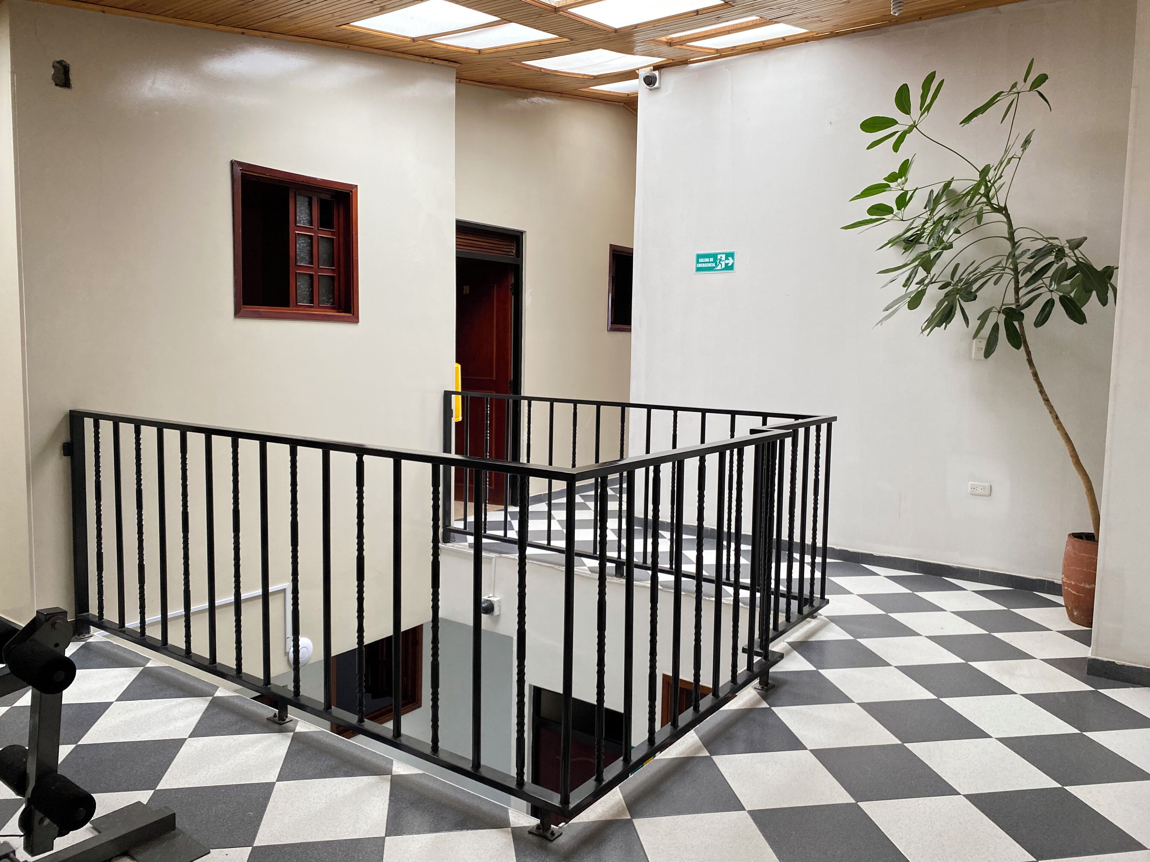 handrails in stairways