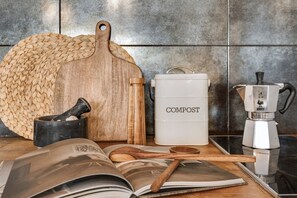 Kaffee und/oder Kaffeemaschine