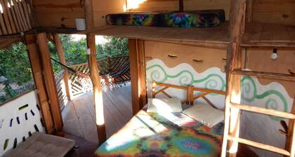 Raízes Eco Hostel