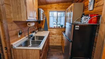 Fridge, microwave, coffee/tea maker, toaster