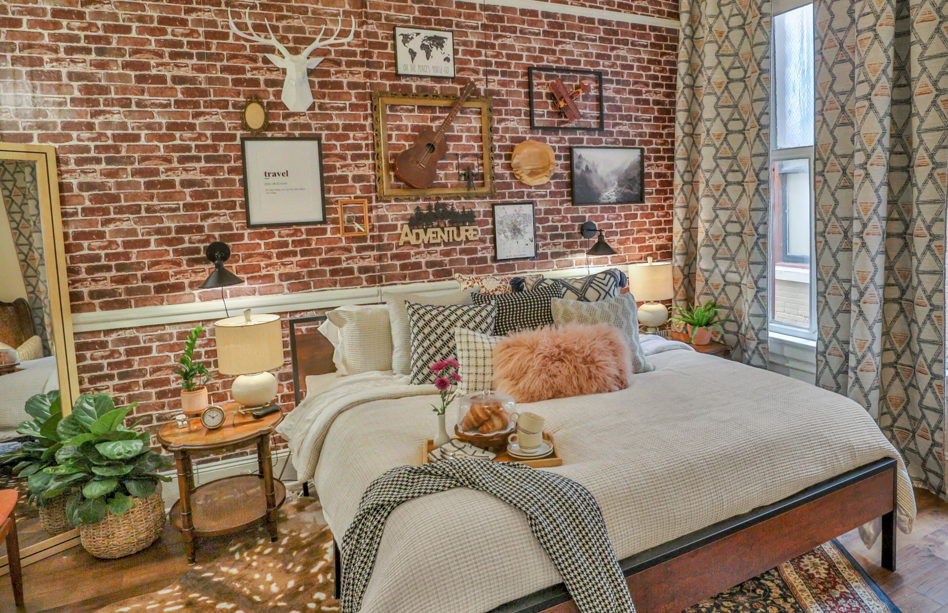 2 soveværelser, skrivebord, strygejern/strygebræt, weekendseng