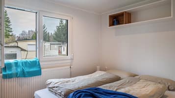 2 bedrooms, WiFi, bed sheets