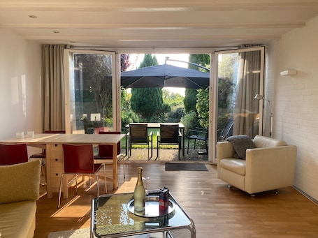 Innenbereich. Ferienhaus "Tiny Haus An Der Schlei" mit Seeblick, privater Terrasse und WLAN