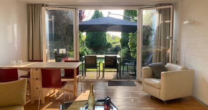 Vacation Home "Tiny Haus An Der Schlei" with Lake View, Private Terrace & Wi-Fi