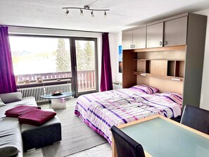 1 habitación y ropa de cama 