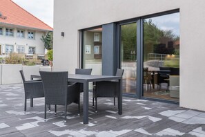 Buiten dineren