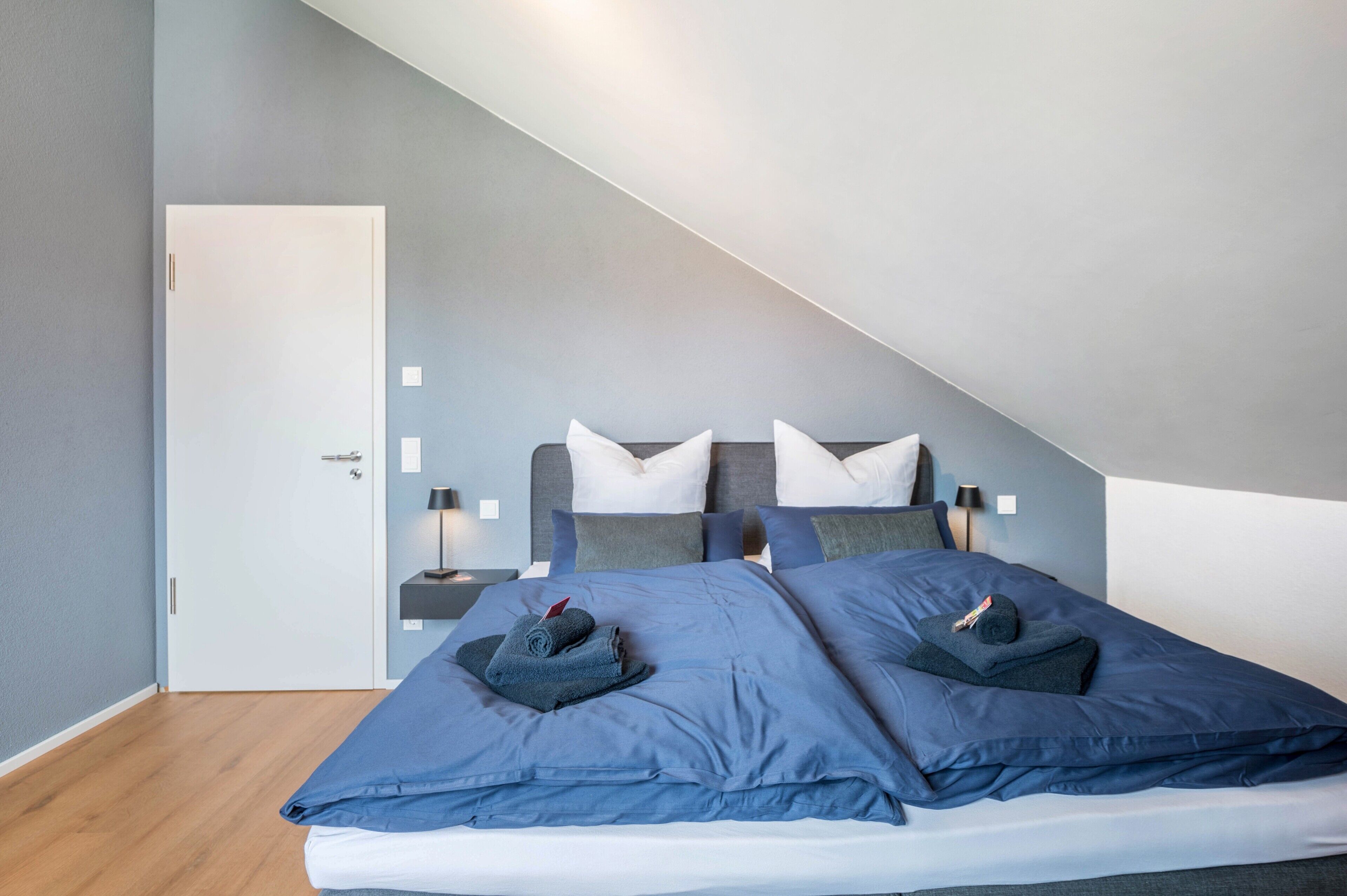 2 bedrooms, desk, iron/ironing board, free WiFi