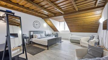 6 dormitoris, planxa i posts de planxar, wifi gratuïta i roba de llit