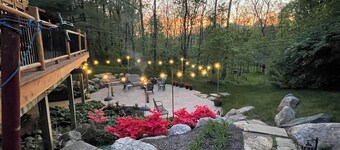 2-bedroom apt in log home, minutes from Grand Park