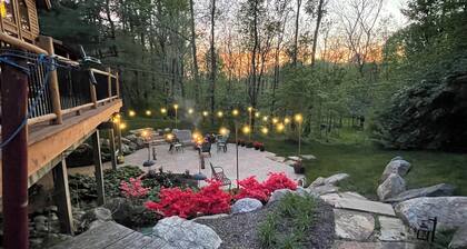 2-bedroom apt in log home, minutes from Grand Park