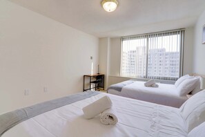 2 soveværelser, skrivebord, strygejern/strygebræt, Wi-Fi