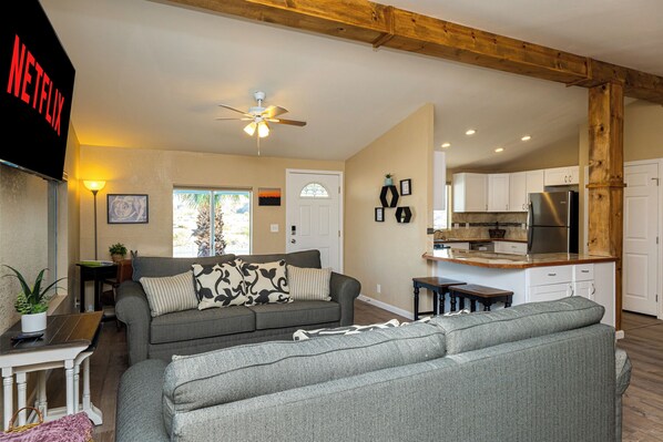 Smart TV - Beautiful AZ Home with Desert Views (Topock)