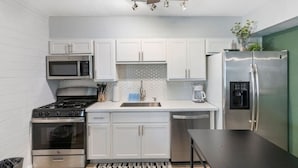 Unclassified image, 4 of 23, button - Chic Scottsdale Apt 3 |FashionSquare|OldTown|4Plex (Scottsdale)