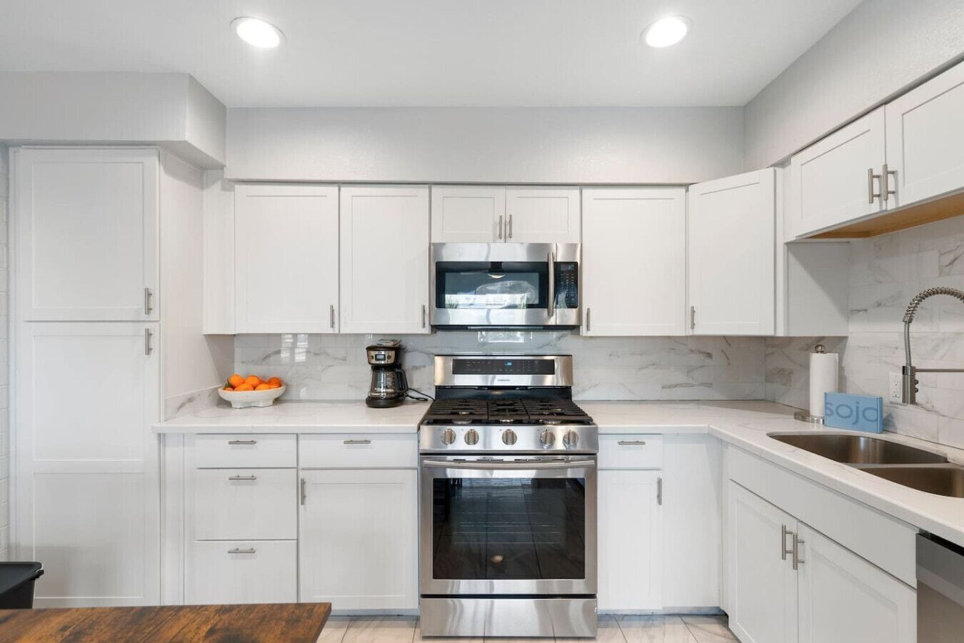 Stovetop, dishwasher, coffee/tea maker