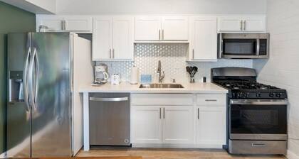 Unit 2 , 66th Pl , Amani Quadruplex Home