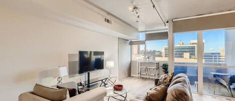 TV connectée, espaces bureaux