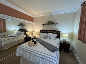 3 عدّة غرف نوم ومكتب ومكواة/لوح كي وواي فاي مجانًا