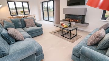 Cottage | Living area