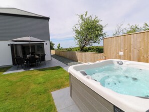Cottage | Outdoor dining - Tredarn (Hayle)