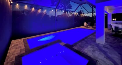 Bonita Beach Mansion, New Constuction Home, Pool, Spa, Bikes and Near Beach