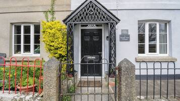 Cottage | Chi tiết ngoại thất