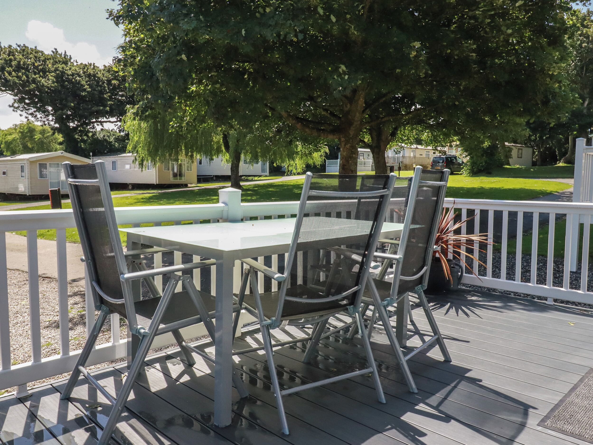 Tempat makan outdoor