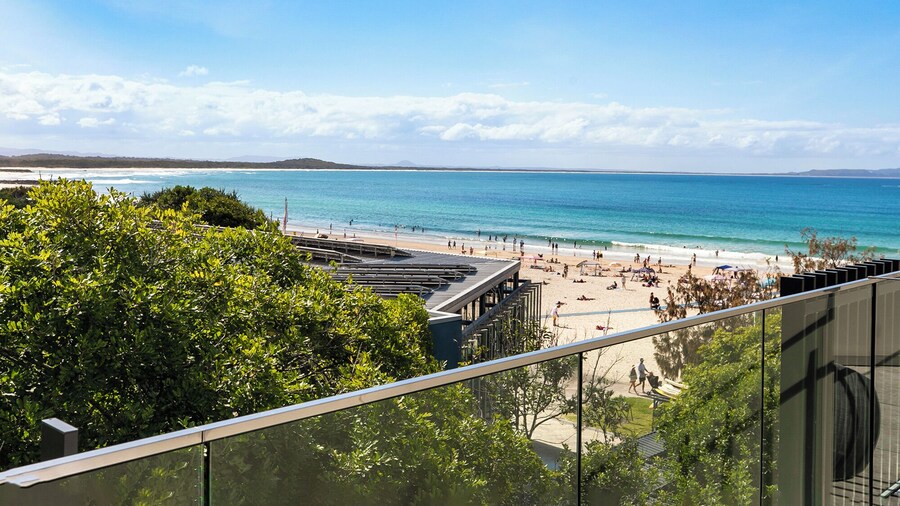 71 Hastings Street - Beachfront