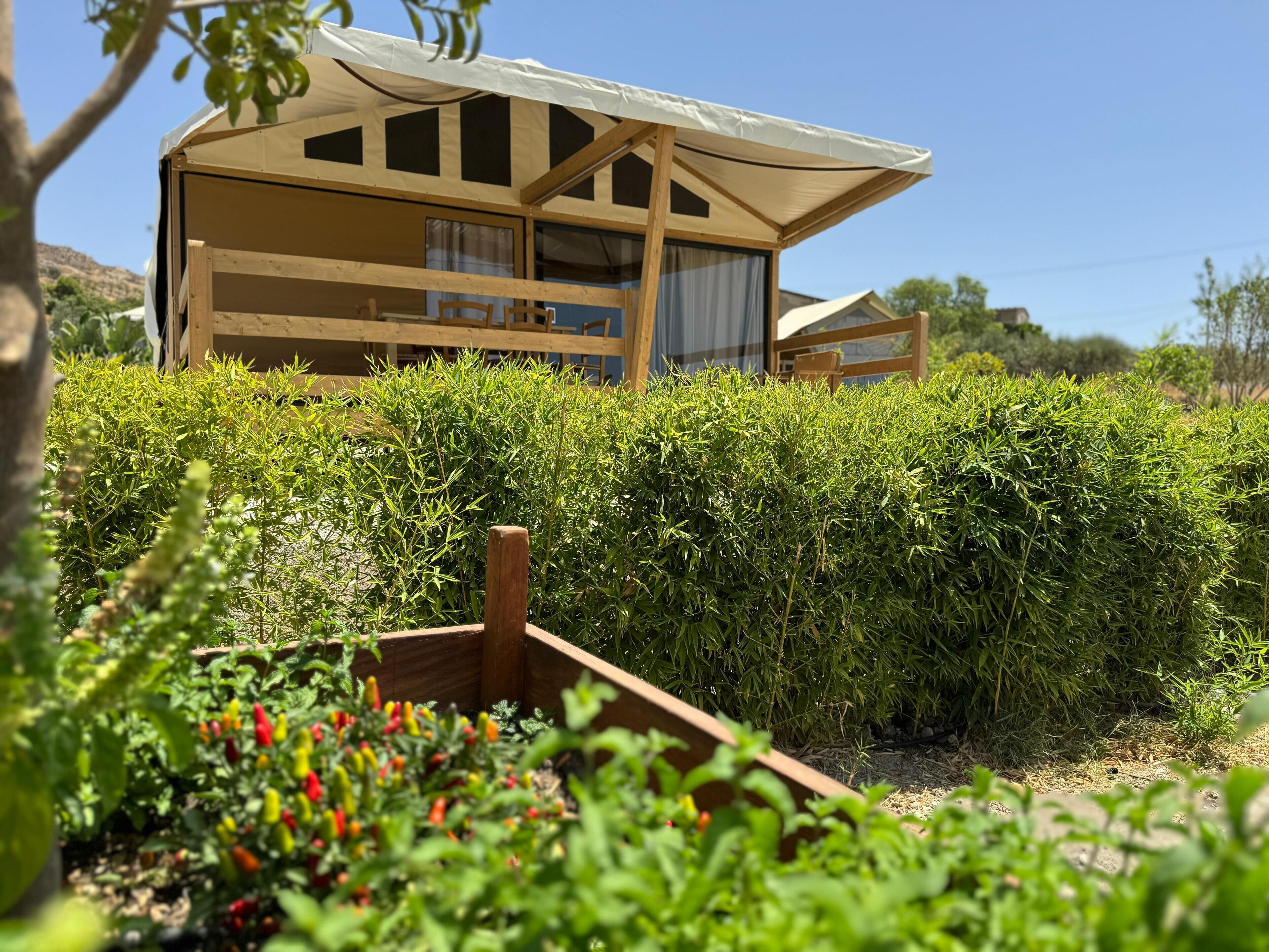 Perhetelttamajoitus | Ylelliset vuodevaatteet, untuvapeitot, pillowtop-patjalliset sängyt