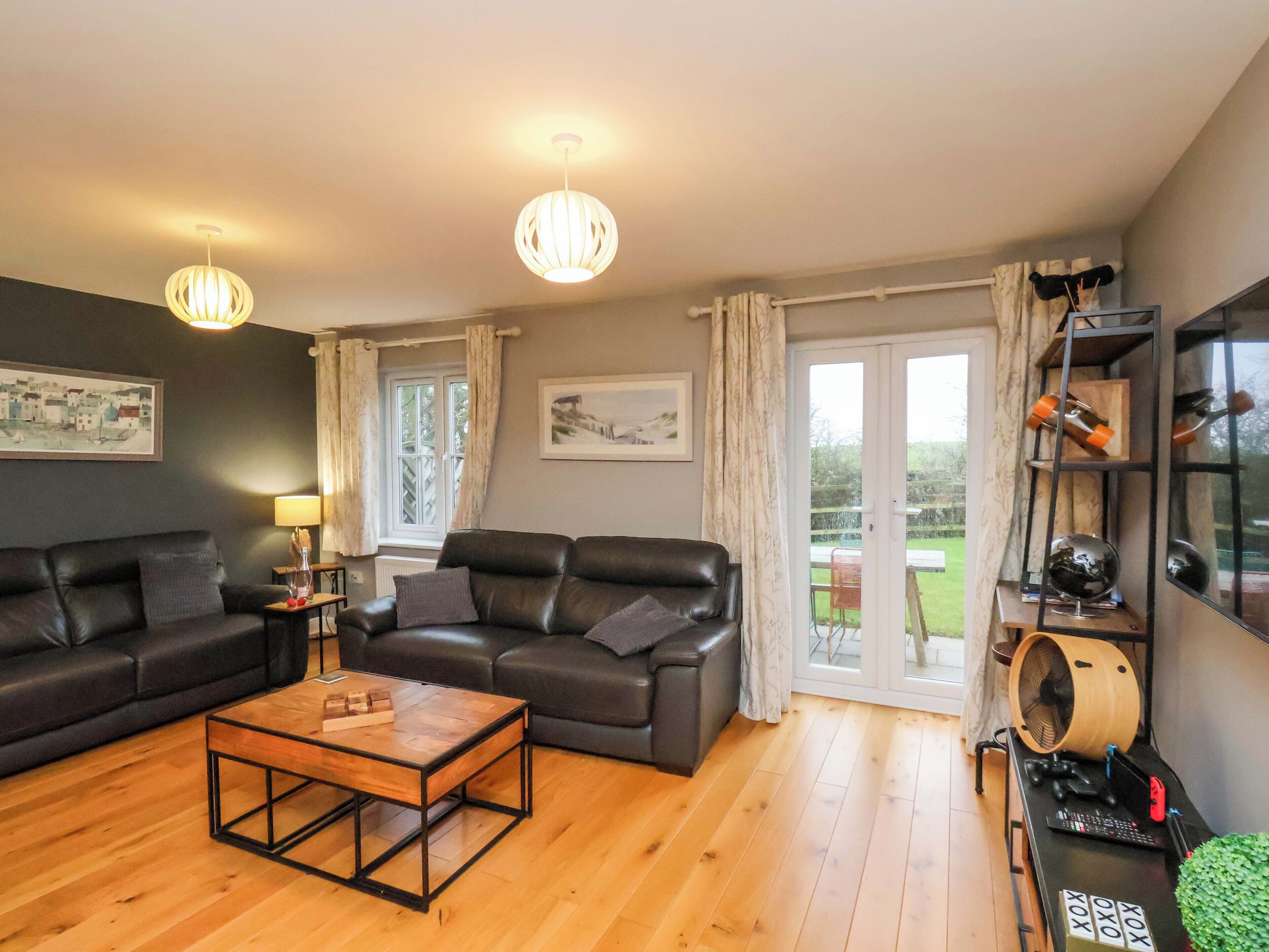 Cottage | Living area
