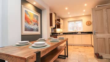 Fridge, dishwasher, electric kettle, toaster