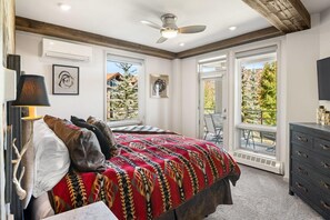 2 bedrooms, iron/ironing board, WiFi, bed sheets - Chamonix 27 | Snowmass Ski-in/Ski-out Condo with Pool, Hot Tub, Gym, WiFi & Washer/Dryer (Snowmass Village)