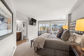 3 habitaciones, tabla de planchar con plancha, wifi y ropa de cama
