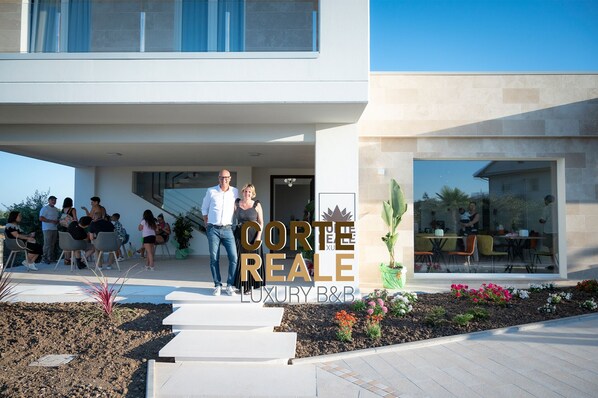 Front of property - CORTE REALE Luxury B&B (San Salvo)
