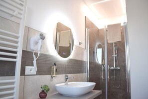 Deluxe Room | Bathroom - CORTE REALE Luxury B&B (San Salvo)