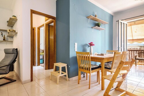 Ferienwohnung "Nice Central Family" mit Balkon und WLAN