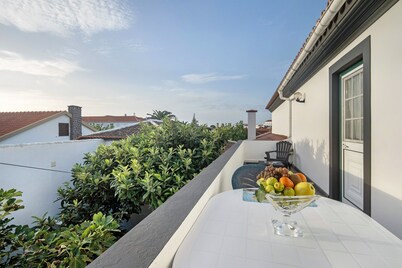 Apartment 'Bettencourt 2 Rooms' with Mountain View, Private Terrace and Wi-Fi