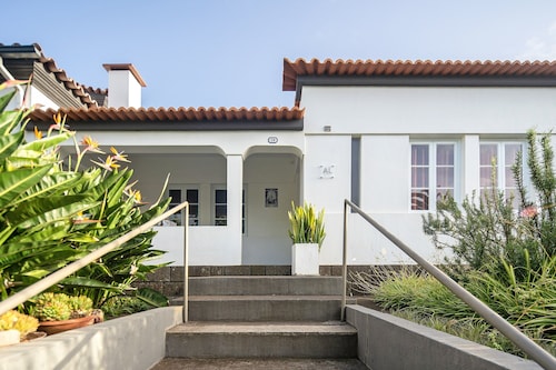Ferienhaus 'Haus Bettencourt' mit privater Terrasse, privatem Garten und WLAN