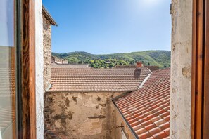 Interior - House in Medieval Village with Wi-Fi (Olargues)