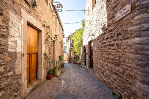House in Medieval Village with Wi-Fi