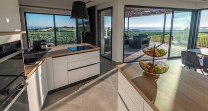 Villa "Vue Mer - Les Gîtes De Fabie" mit Meerblick, privater Terrasse und WLAN