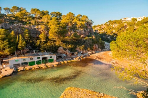 Villa 'Can Navarro' avec piscine privée, terrasse privée et Wi-Fi