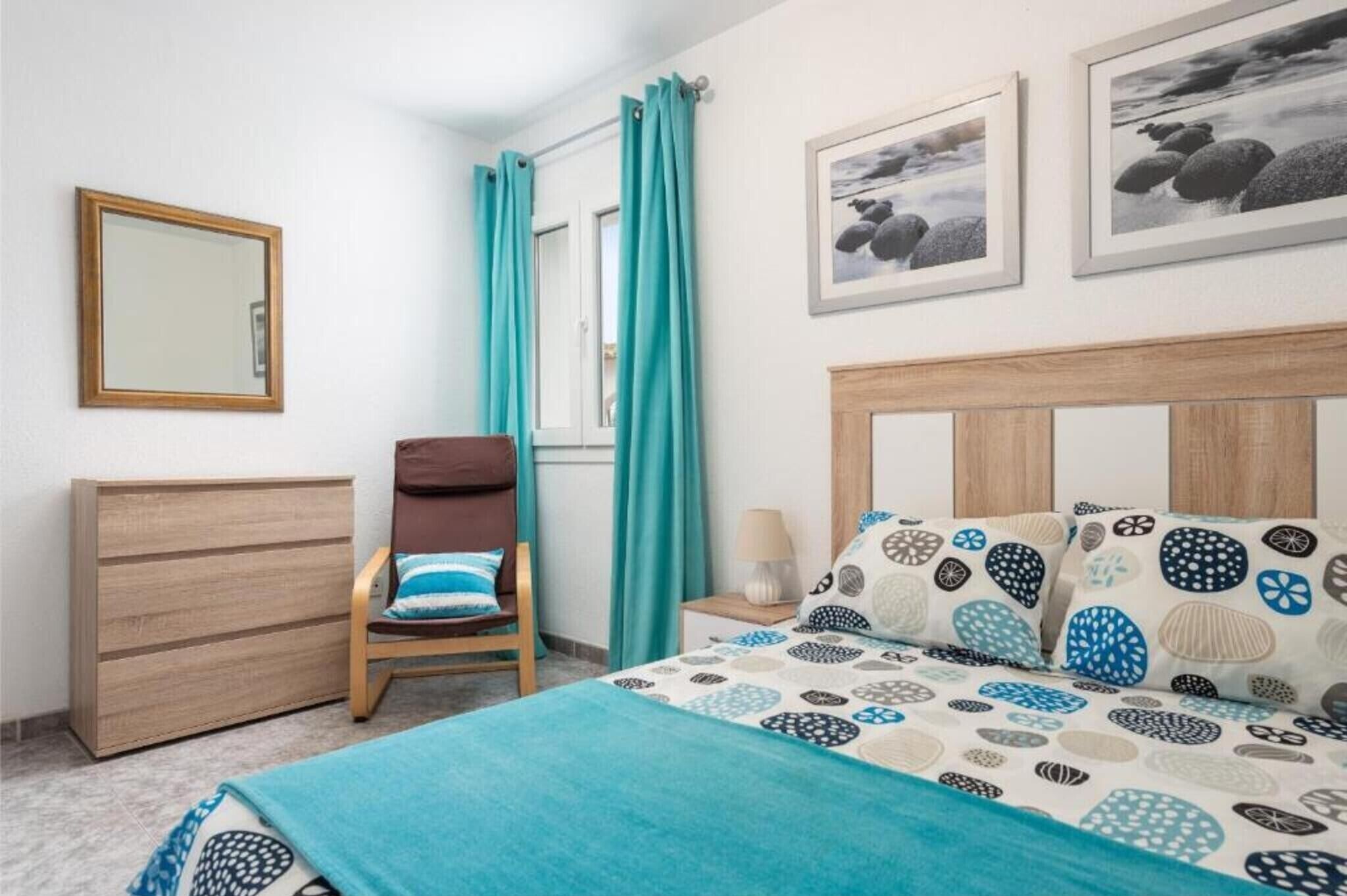 4 quartos, ferros/tábuas de passar roupa, Wi-Fi de cortesia