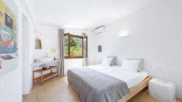 4 camere, Wi-Fi gratuito, lenzuola