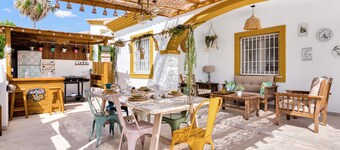 Villa 'Preciosa Denia' with Sea View, Wi-Fi and Air Conditioning