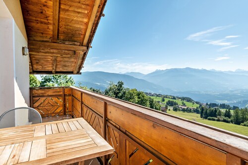 Studio Apartment 'Spinges' with Mountain View, Private Terrace and Wi-Fi