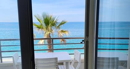 Holiday Apartment 'Solkira' close to the Beach with Sea View, Balcony & Wi-Fi